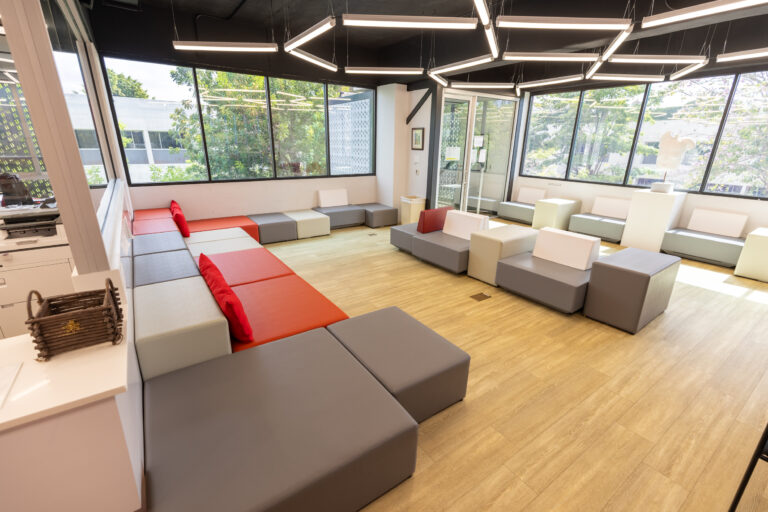 Foto del interior de CRiiAS ubicado en la Facultad de Ciencias Naturales